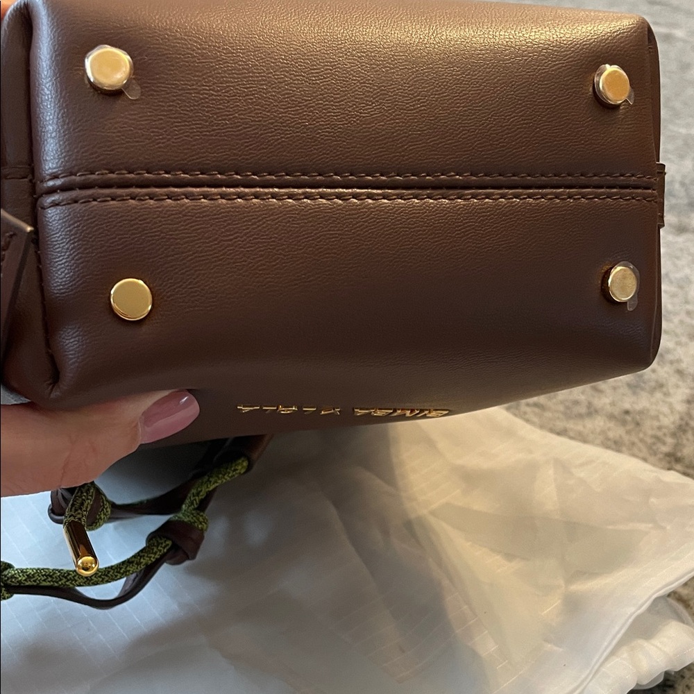 Bimba Y Lola Mini Bucket Bag with crossbody strap NWT - Picture 7 of 8